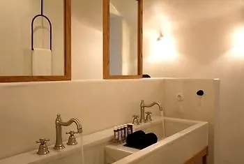 Porto Fira Villas