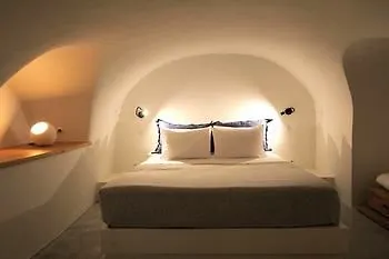 Hotel Porto Fira Villas