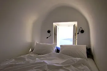 Porto Fira Villas Hotel